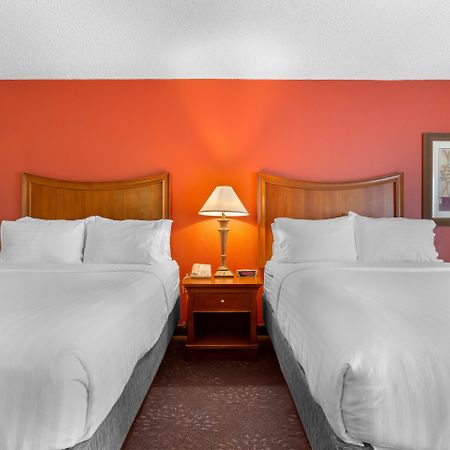Holiday Inn Express Chicago-Downers Grove By Ihg Dış mekan fotoğraf