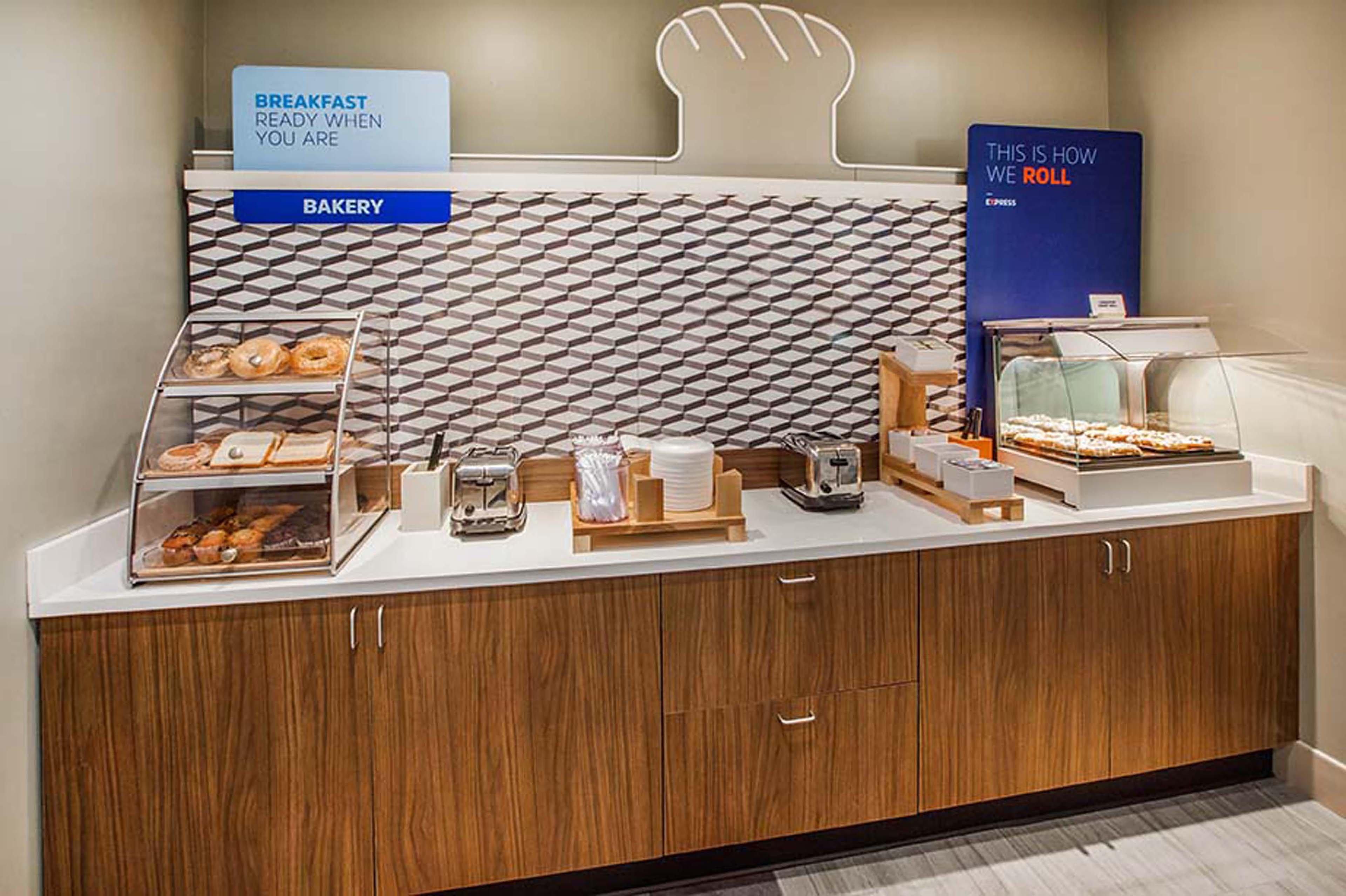 Holiday Inn Express Chicago-Downers Grove By Ihg Dış mekan fotoğraf