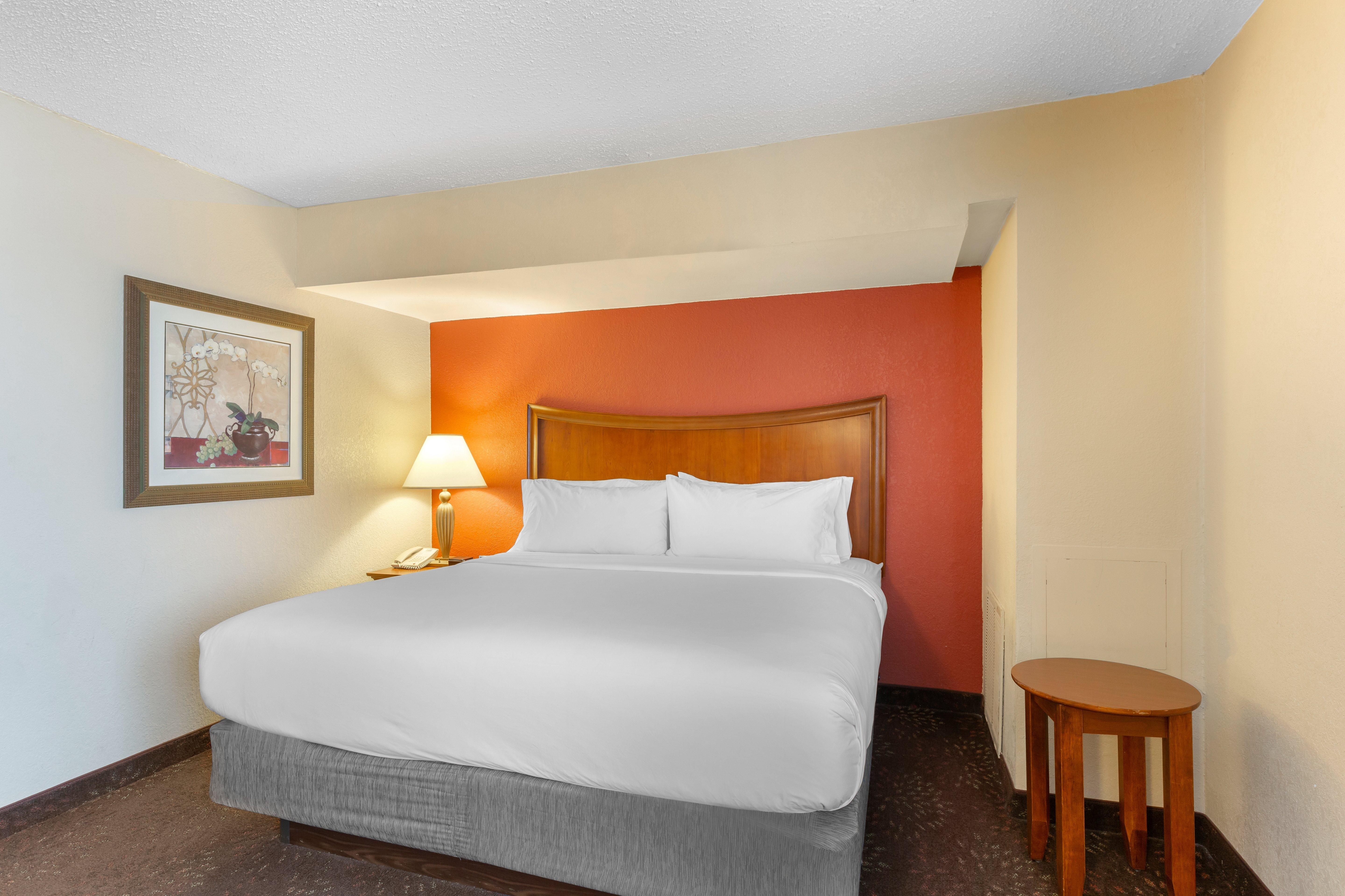 Holiday Inn Express Chicago-Downers Grove By Ihg Dış mekan fotoğraf