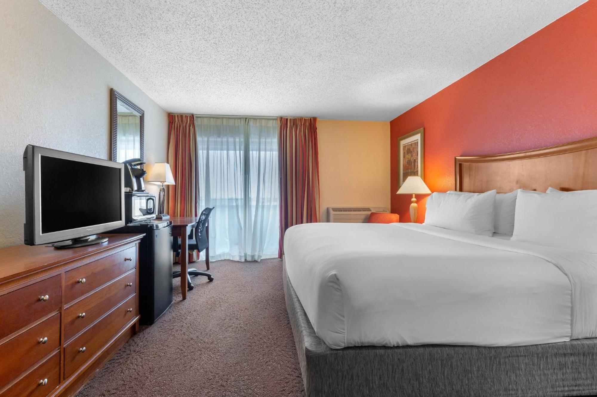 Holiday Inn Express Chicago-Downers Grove By Ihg Dış mekan fotoğraf