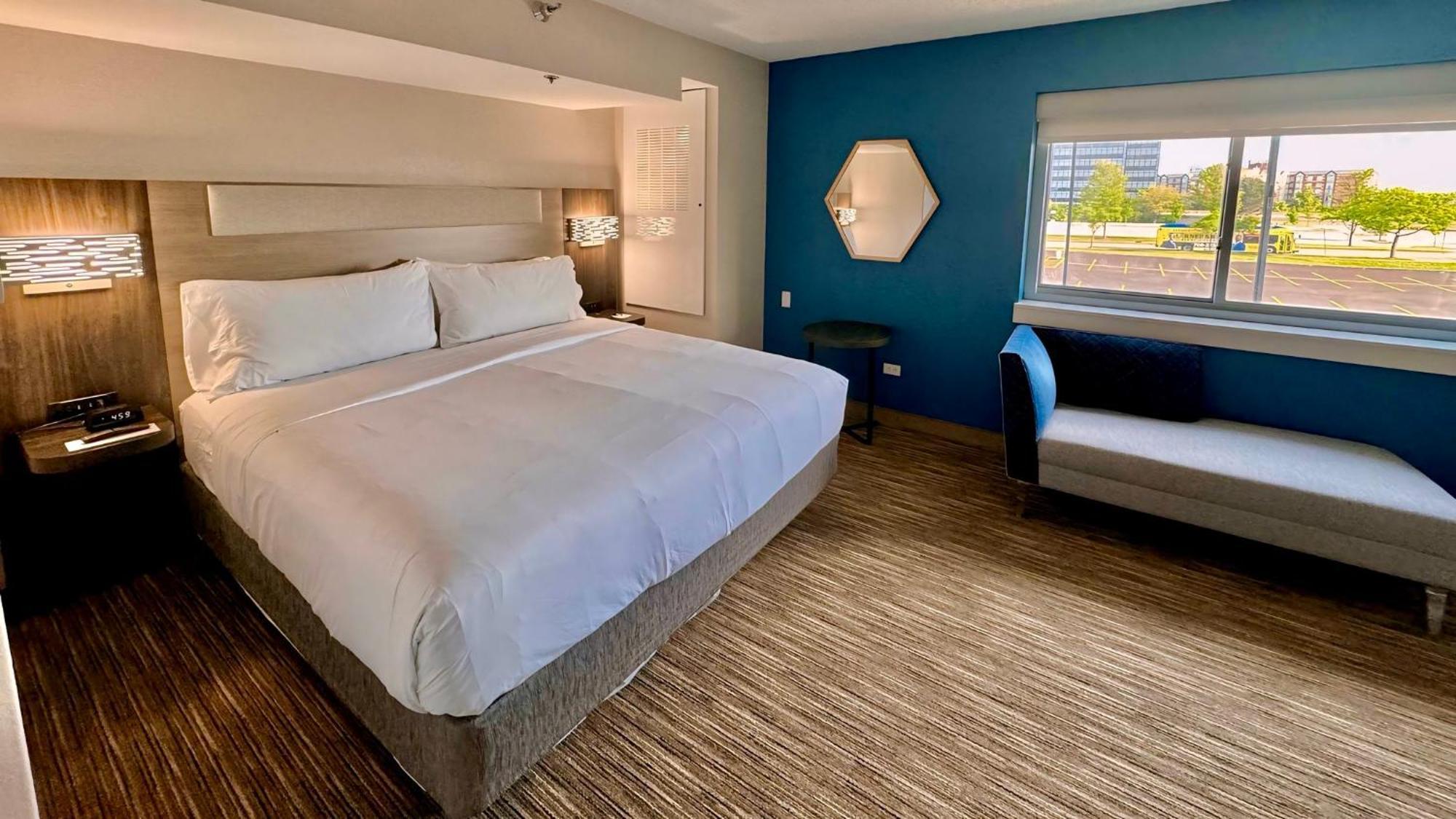 Holiday Inn Express Chicago-Downers Grove By Ihg Dış mekan fotoğraf