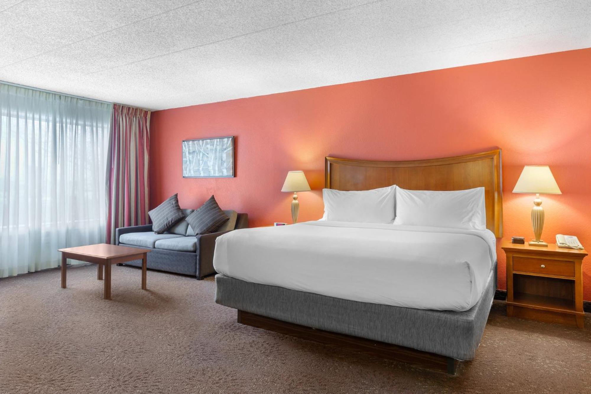 Holiday Inn Express Chicago-Downers Grove By Ihg Dış mekan fotoğraf
