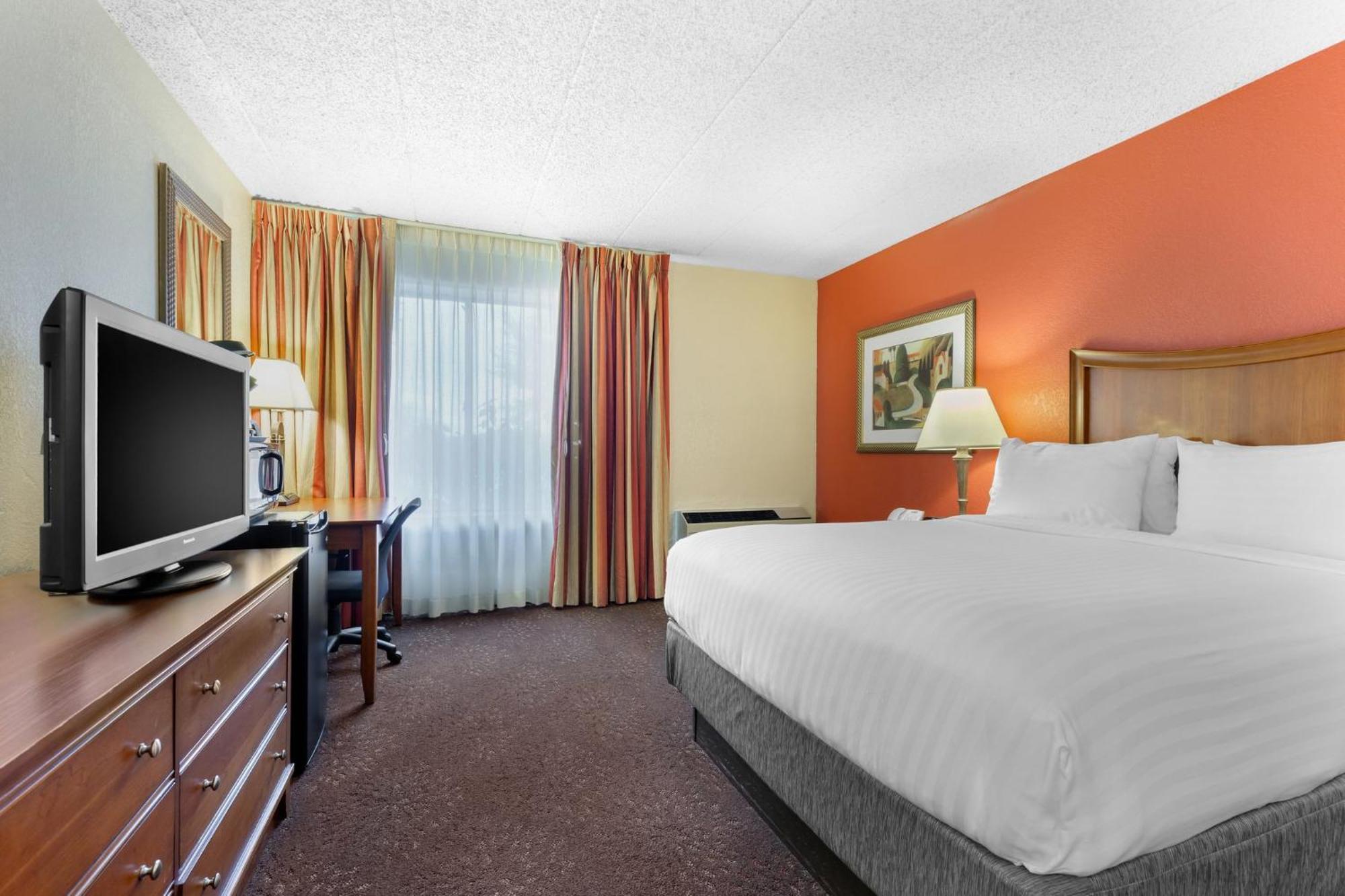 Holiday Inn Express Chicago-Downers Grove By Ihg Dış mekan fotoğraf