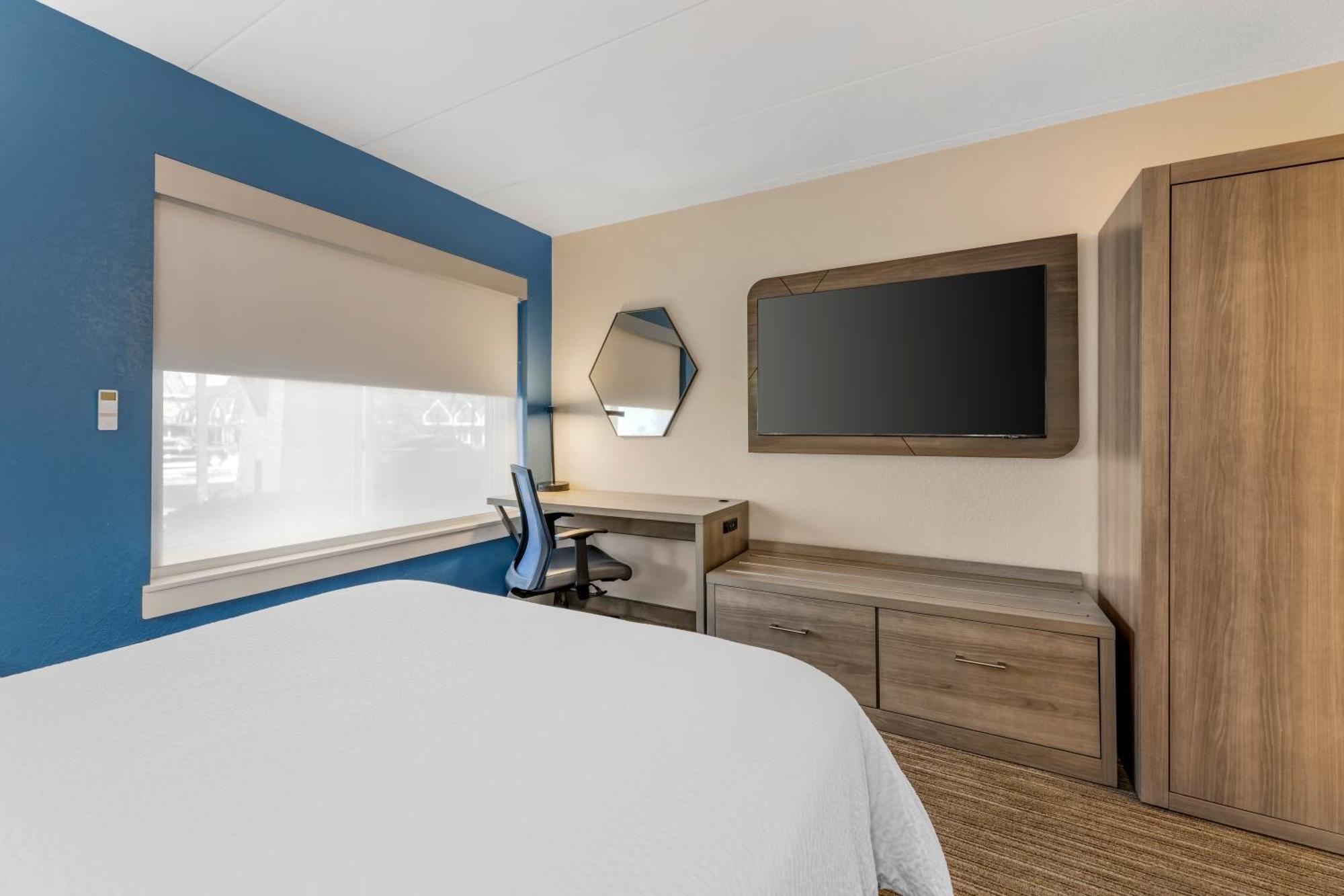 Holiday Inn Express Chicago-Downers Grove By Ihg Dış mekan fotoğraf