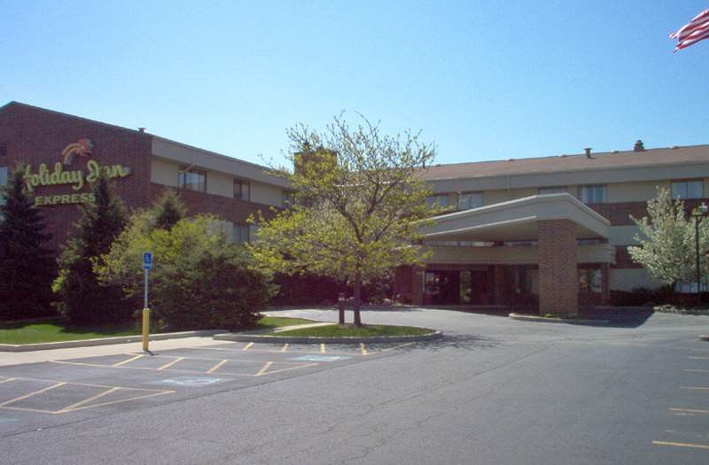 Holiday Inn Express Chicago-Downers Grove By Ihg Dış mekan fotoğraf