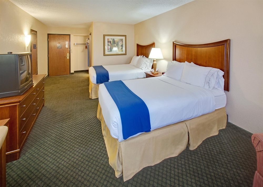 Holiday Inn Express Chicago-Downers Grove By Ihg Oda fotoğraf